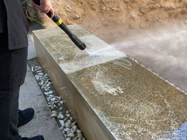 Why Choose Our Certified Pressure Washing Experts for Your Project Needs in Lincolnwood, IL?